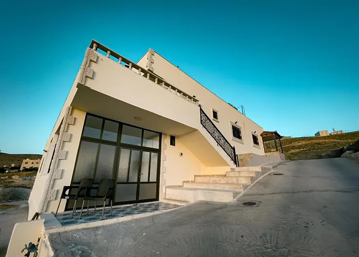 Sunset Hostel