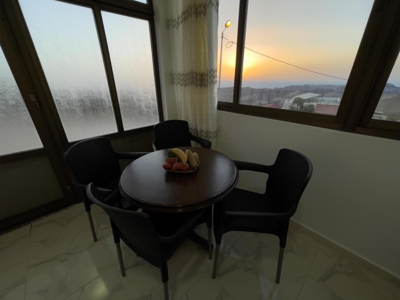 Sunset Hostel Apartment